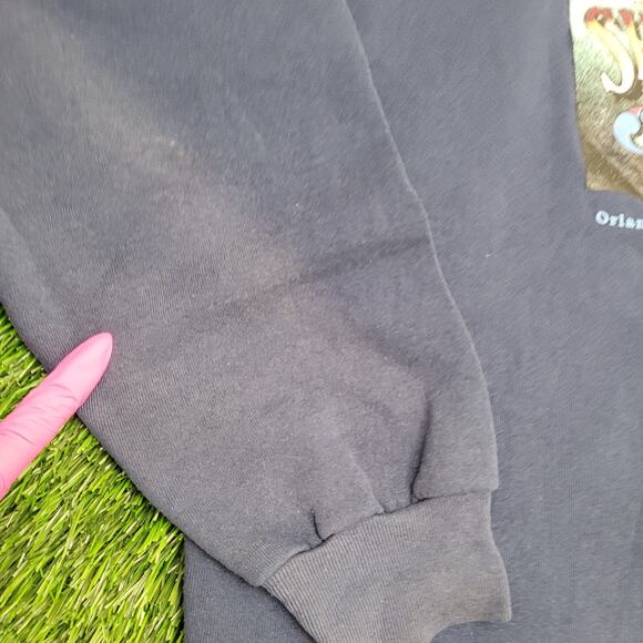 Vintage Shuckers Seafood Bar Sweatshirt XL 23x26 Faded USA - Picture 10 of 16